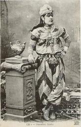 Kuchek Hanem - 19th century dancer 01.jpg