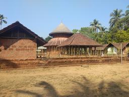 Chembadicha ambalam (Nanjundeswara temple), Nanminda.jpg
